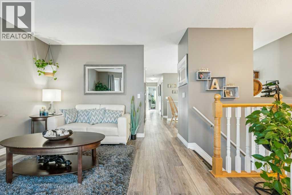 11 Somervale Drive Sw, Calgary, Alberta  T2Y 3G3 - Photo 7 - A2280433