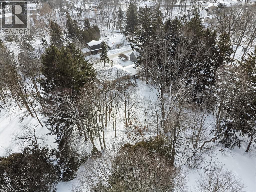 3 Fallsview Road, Hamilton, Ontario  L9H 5J7 - Photo 48 - 40802021