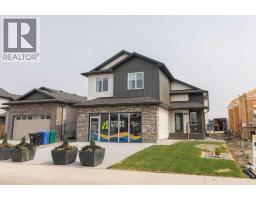 552 Riverhills Way W, Lethbridge, Alberta