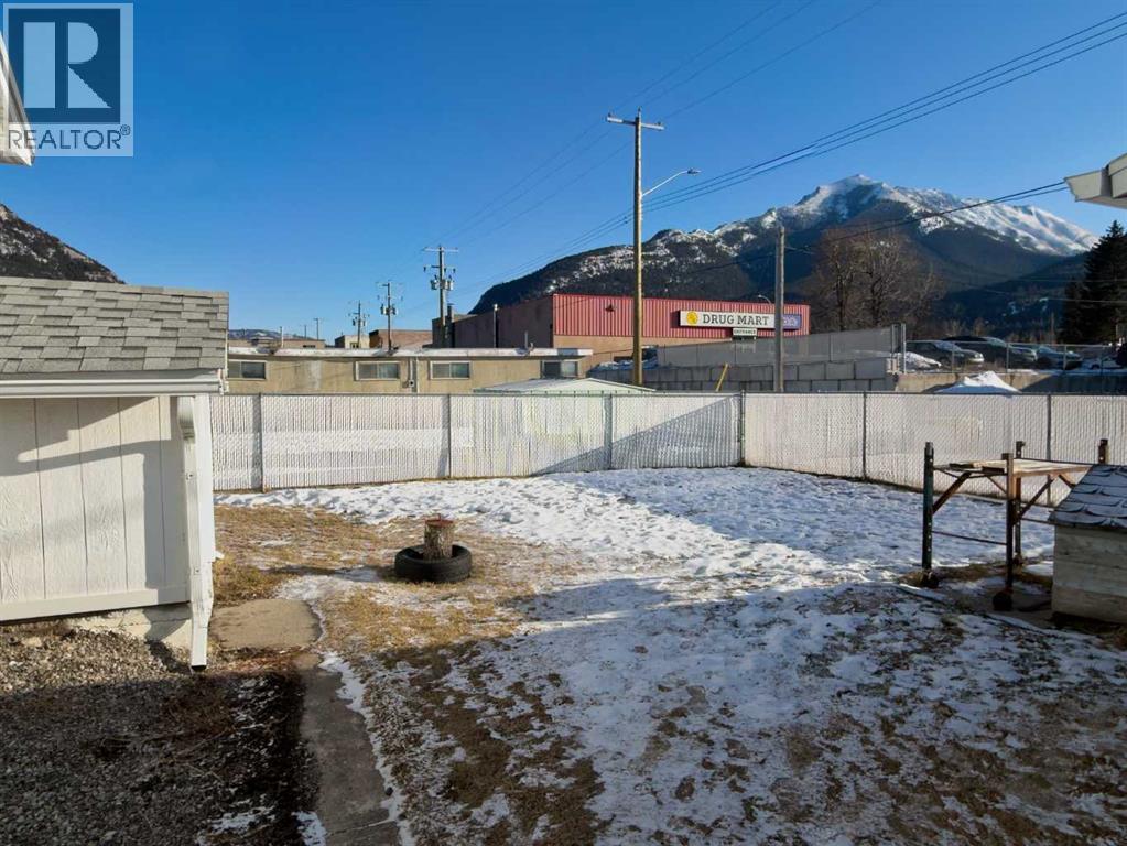 12718 21 Avenue, Blairmore, Alberta  T0K 0E0 - Photo 21 - A2281765