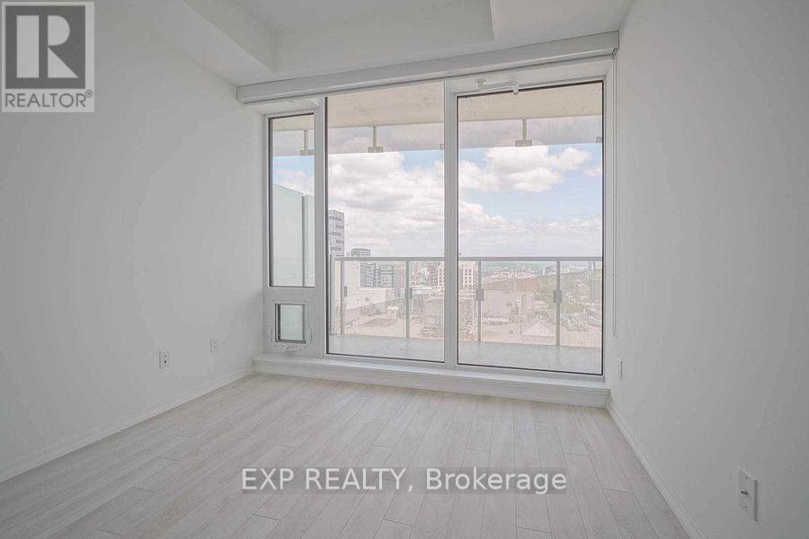 2205 - 197 Yonge Street, Toronto, Ontario  M5B 1M4 - Photo 14 - C12744506