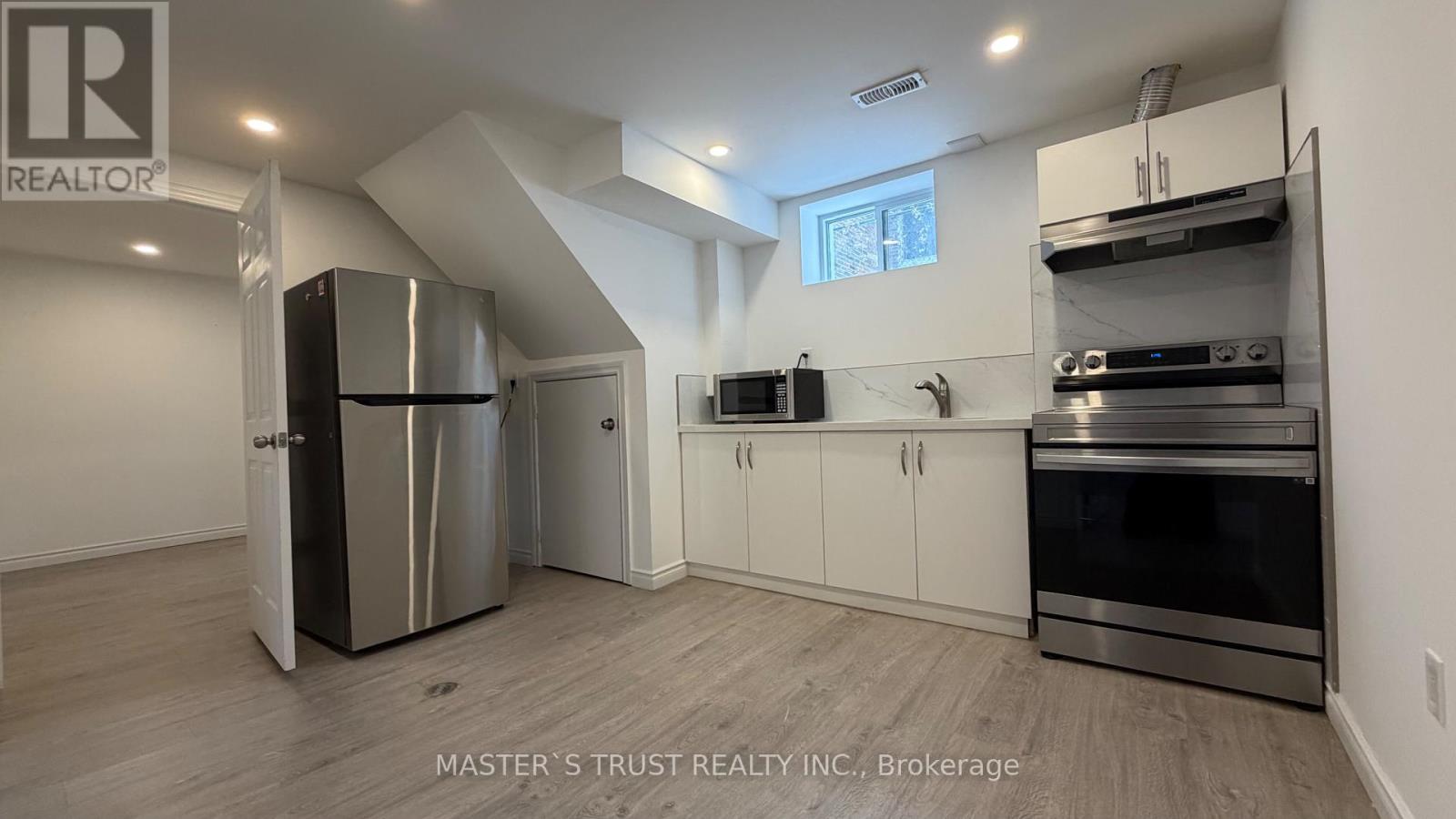 Bsmt - 401 Osiris Drive, Richmond Hill, Ontario  L4C 2P6 - Photo 8 - N12744496