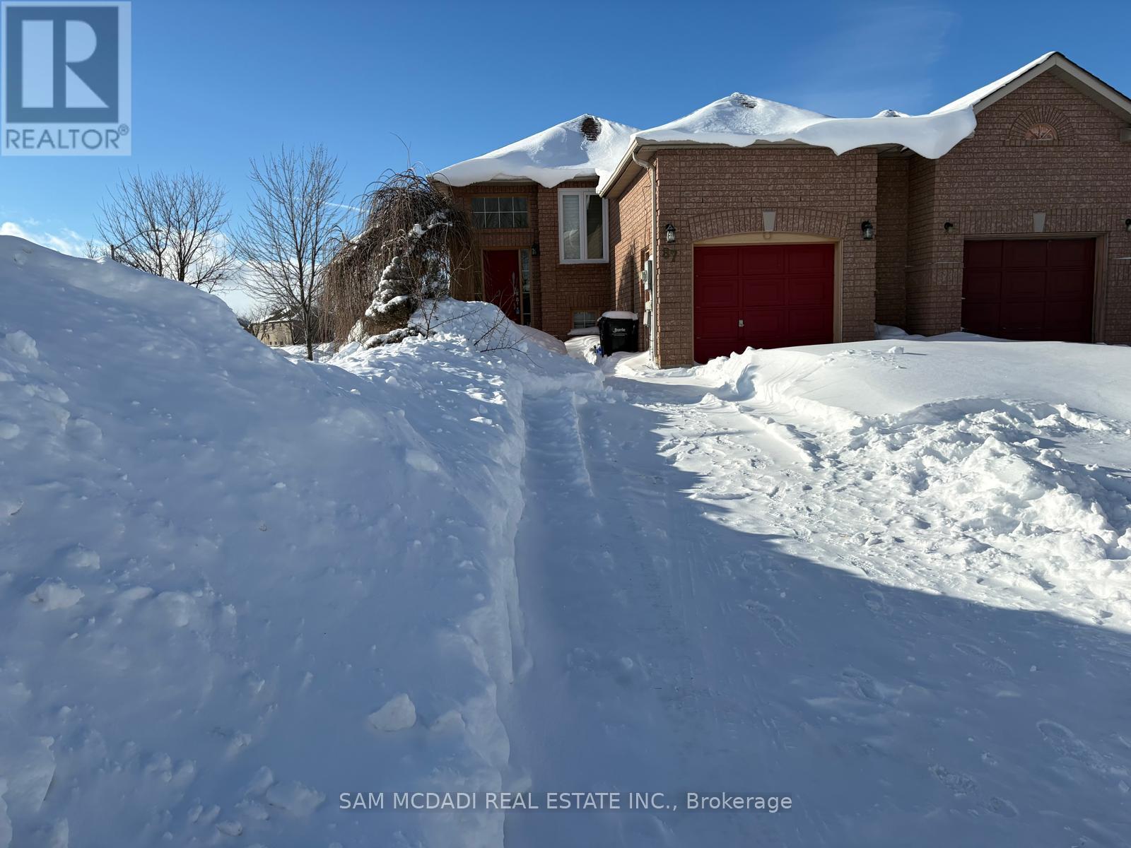 LOWER - 87 RUNDLE CRESCENT, Barrie, Ontario