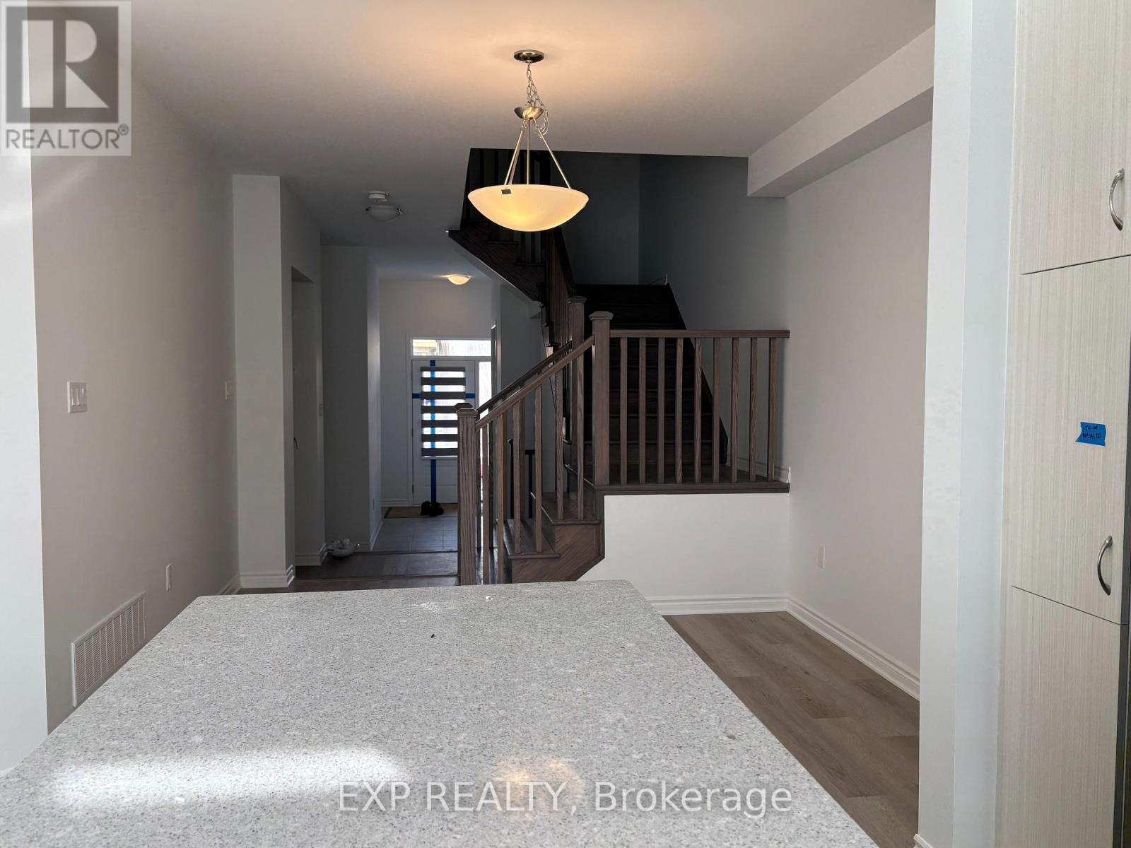 1344 Hearns Place Ne, Milton, Ontario  L9E 2J7 - Photo 2 - W12744514