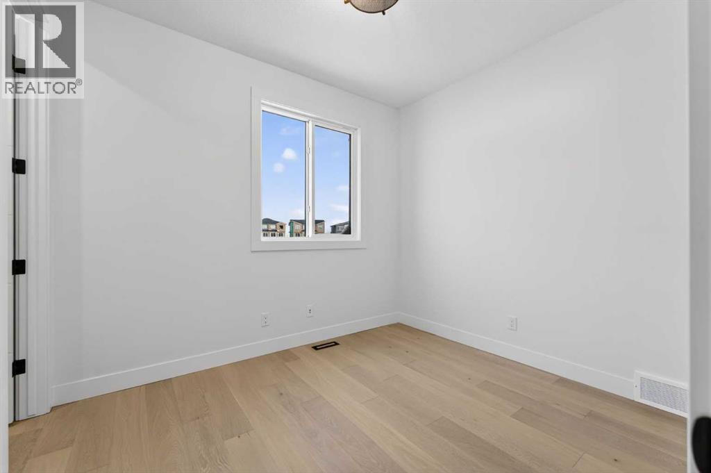 95 South Shore Road, Chestermere, Alberta  T1X 2S2 - Photo 13 - A2279922