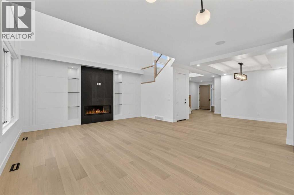 95 South Shore Road, Chestermere, Alberta  T1X 2S2 - Photo 5 - A2279922