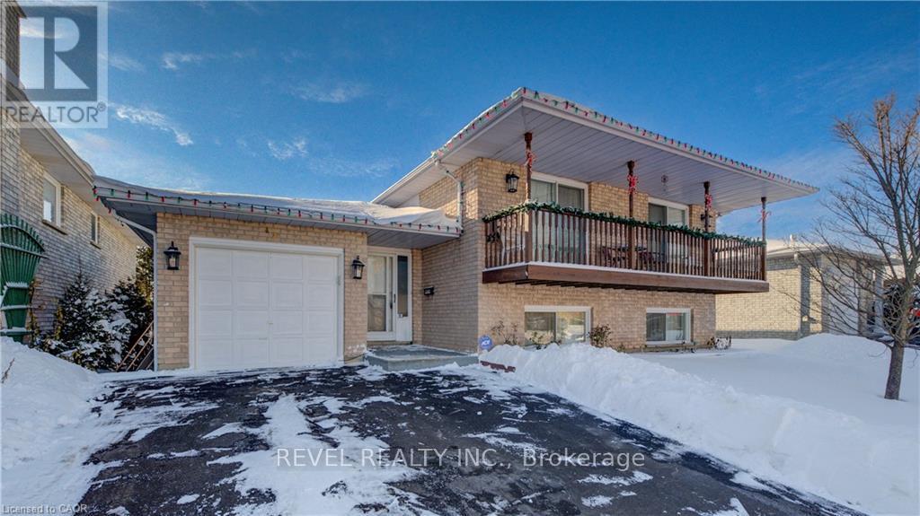 42 Ruffian Road, Brantford, Ontario  N3P 1R6 - Photo 3 - X12744500