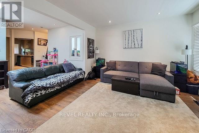 1441 Main Street E, Hamilton, Ontario  L8K 1C4 - Photo 9 - X12744512