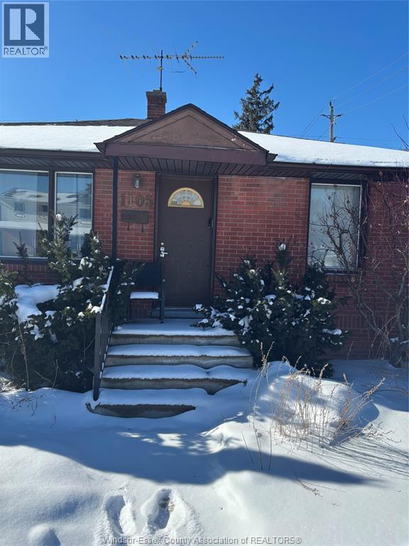 1105 Harrison Avenue, Windsor, Ontario  N9C 3J4 - Photo 4 - 26002203