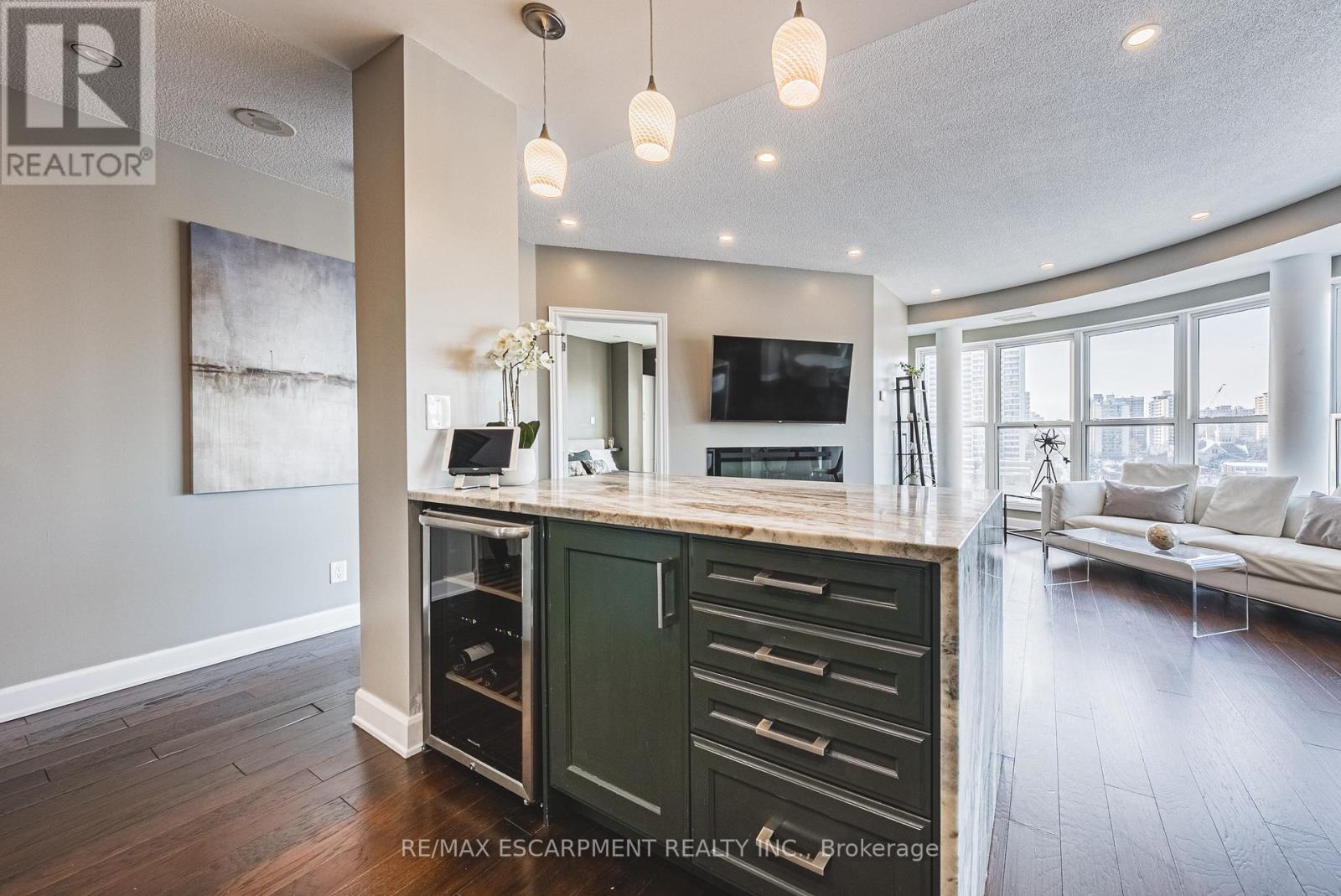 1014 - 135 James Street S, Hamilton, Ontario  L8P 2Z6 - Photo 7 - X12740866