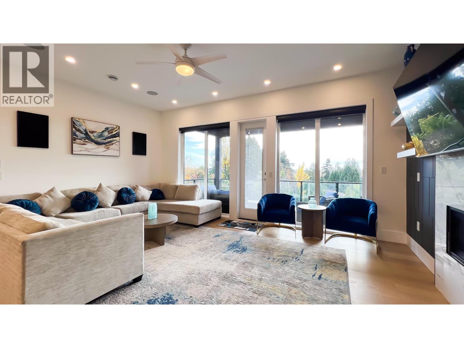 4479 Carson Street, Burnaby, British Columbia  V5J 2Y3 - Photo 8 - R3066579