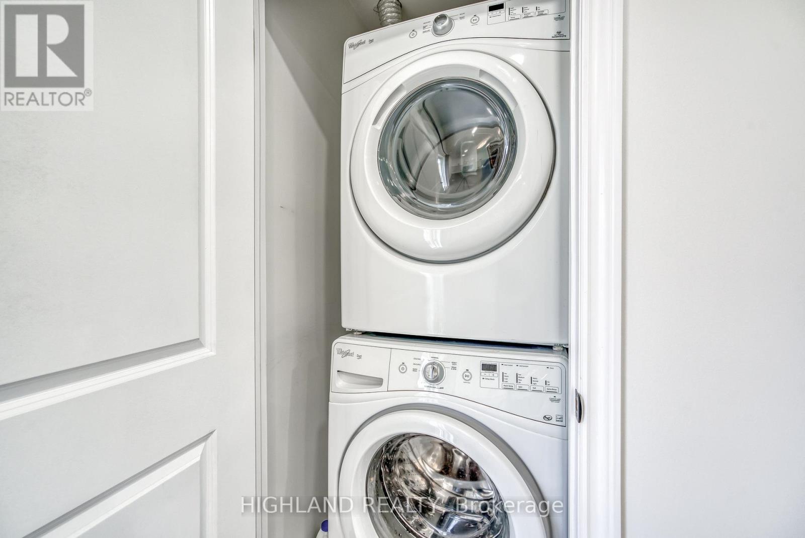 277 Morden Road, Oakville, Ontario  L6K 2S2 - Photo 10 - W12744522