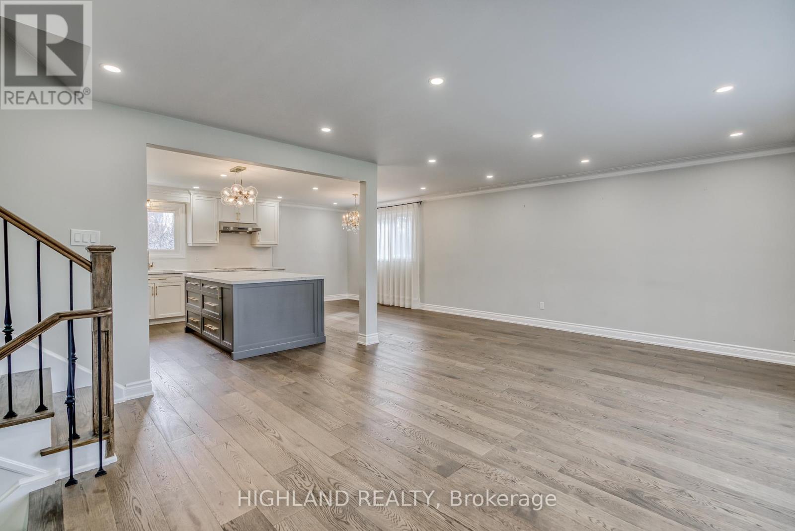 277 Morden Road, Oakville, Ontario  L6K 2S2 - Photo 11 - W12744522