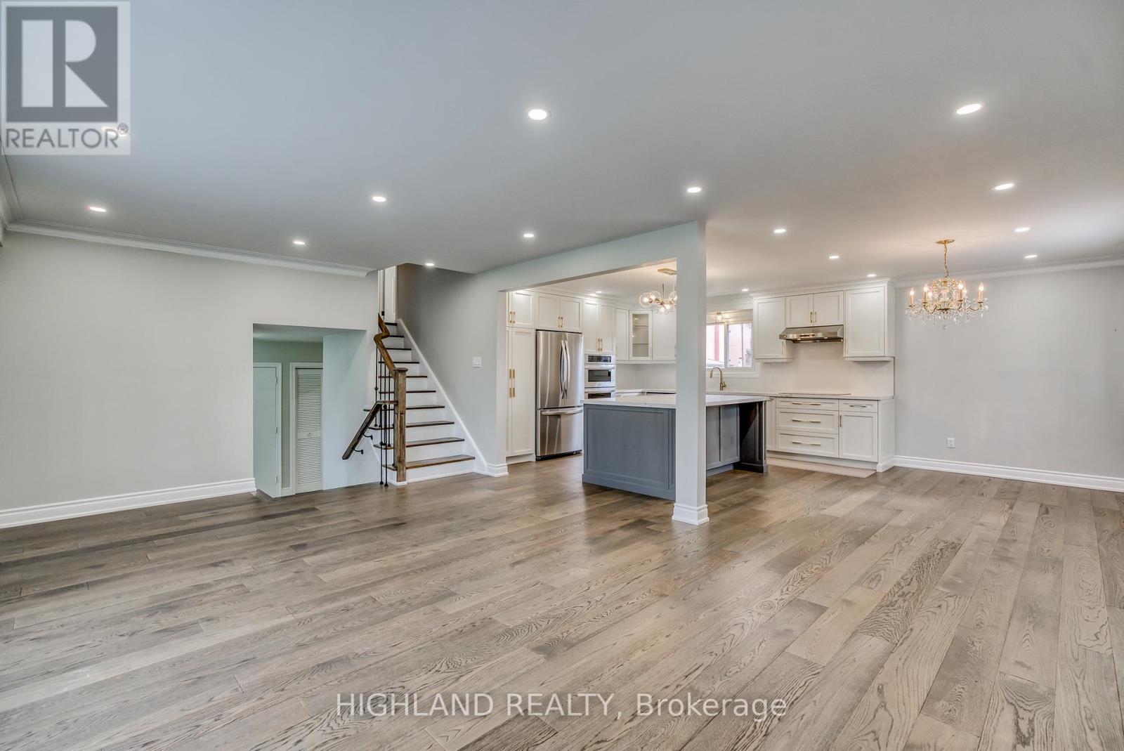 277 Morden Road, Oakville, Ontario  L6K 2S2 - Photo 12 - W12744522