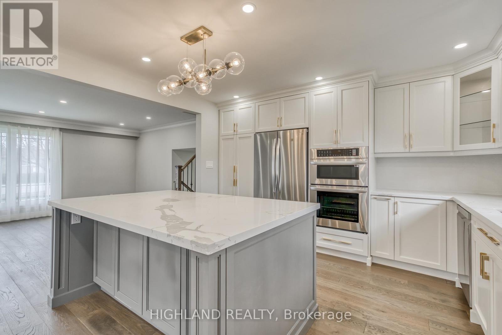 277 Morden Road, Oakville, Ontario  L6K 2S2 - Photo 18 - W12744522