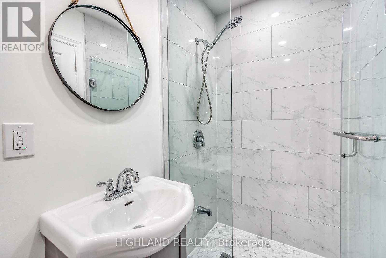 277 Morden Road, Oakville, Ontario  L6K 2S2 - Photo 9 - W12744522