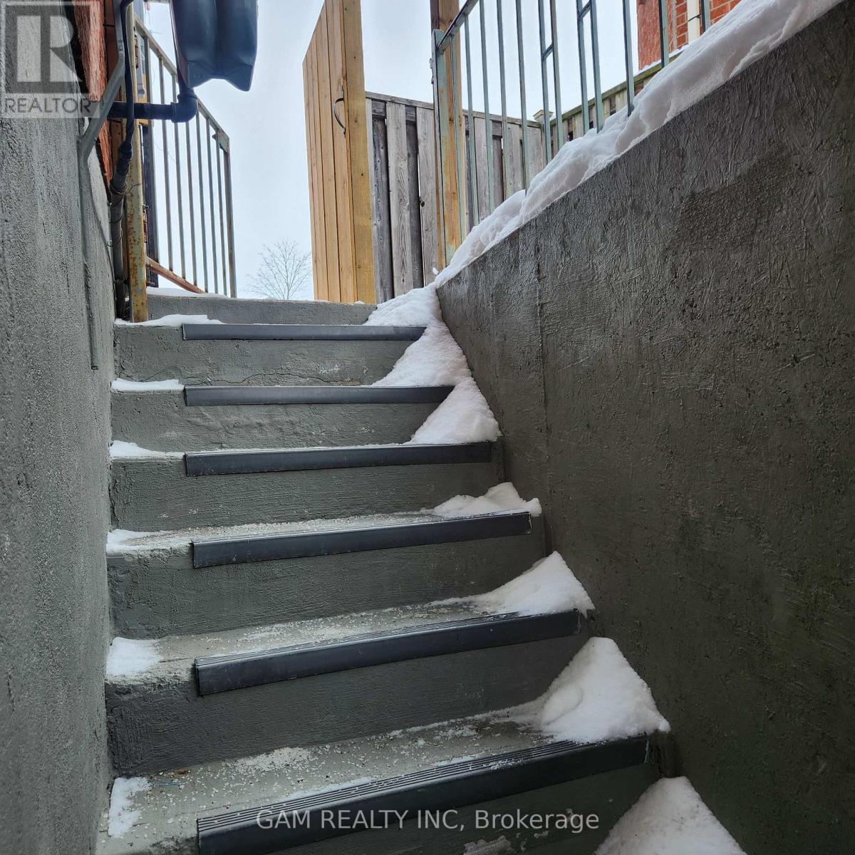 Bsmt - 305 Macedonia Crescent, Mississauga, Ontario  L5B 3J7 - Photo 16 - W12744546