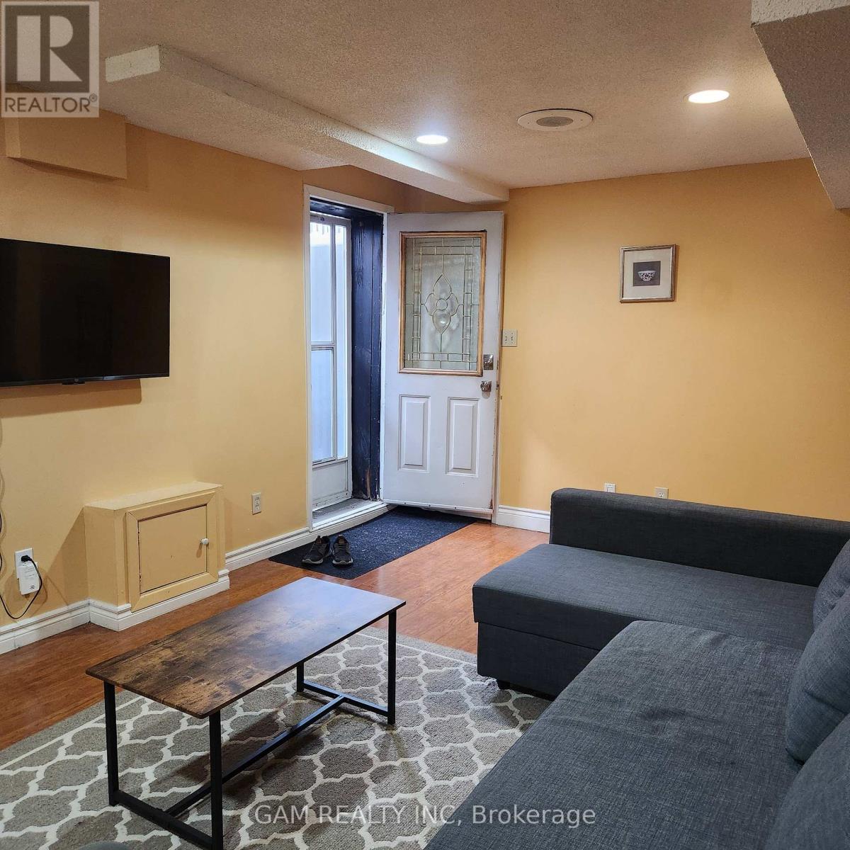 Bsmt - 305 Macedonia Crescent, Mississauga, Ontario  L5B 3J7 - Photo 3 - W12744546