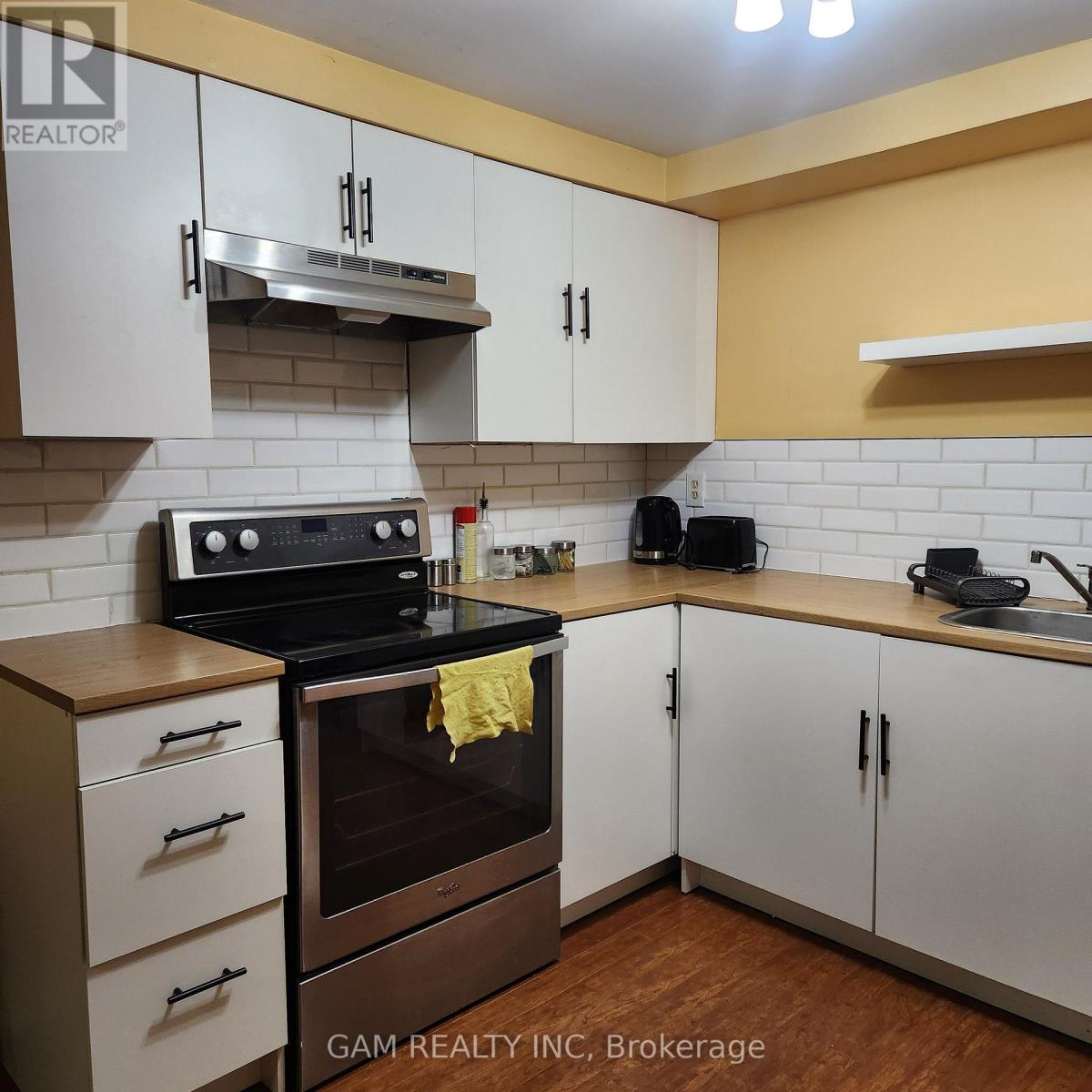 Bsmt - 305 Macedonia Crescent, Mississauga, Ontario  L5B 3J7 - Photo 8 - W12744546