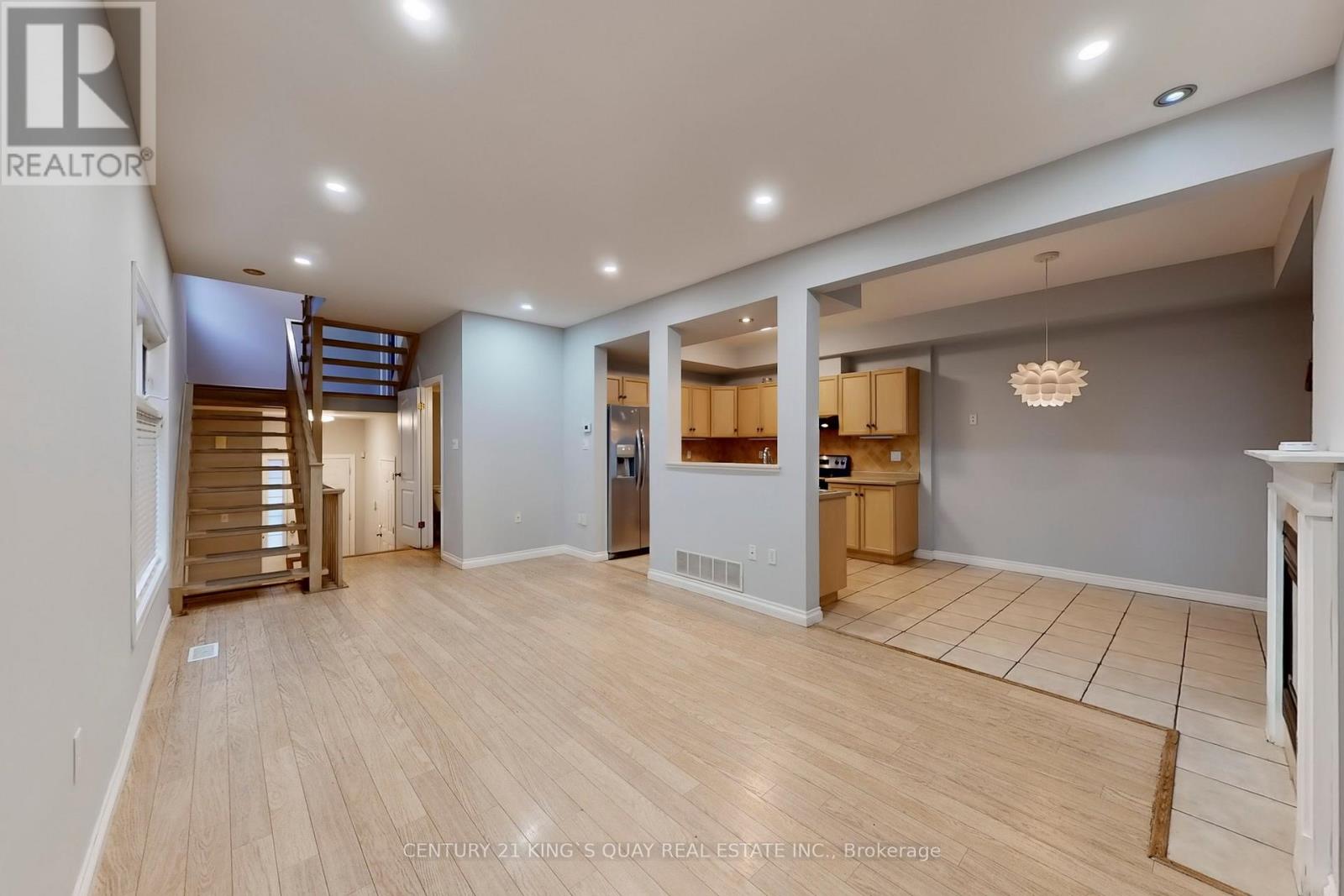 21 - 232 Stonehenge Drive, Hamilton, Ontario  L9K 1R5 - Photo 13 - X12744518