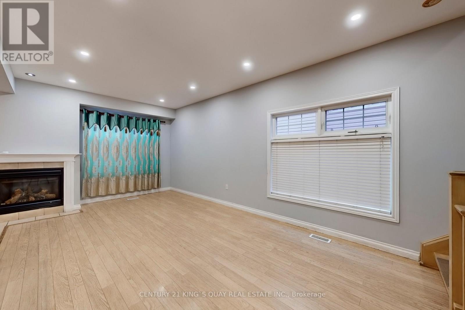 21 - 232 Stonehenge Drive, Hamilton, Ontario  L9K 1R5 - Photo 8 - X12744518