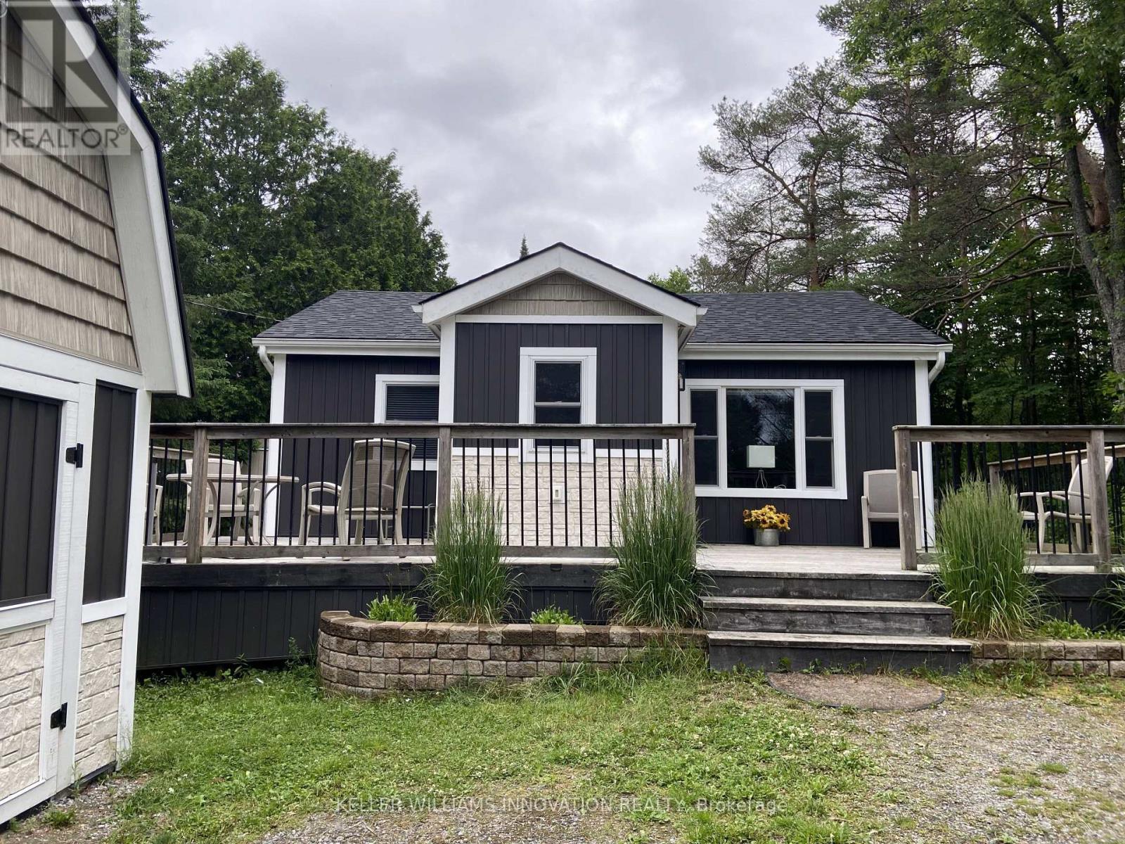 469 Rowanwood Road, Huntsville, Ontario  P0B 1M0 - Photo 4 - X12744528