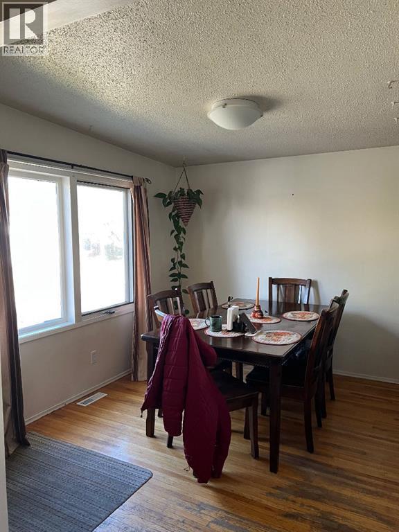 5930&5932 Trollinger Street Ne, Calgary, Alberta  T2K 3W6 - Photo 10 - A2263828