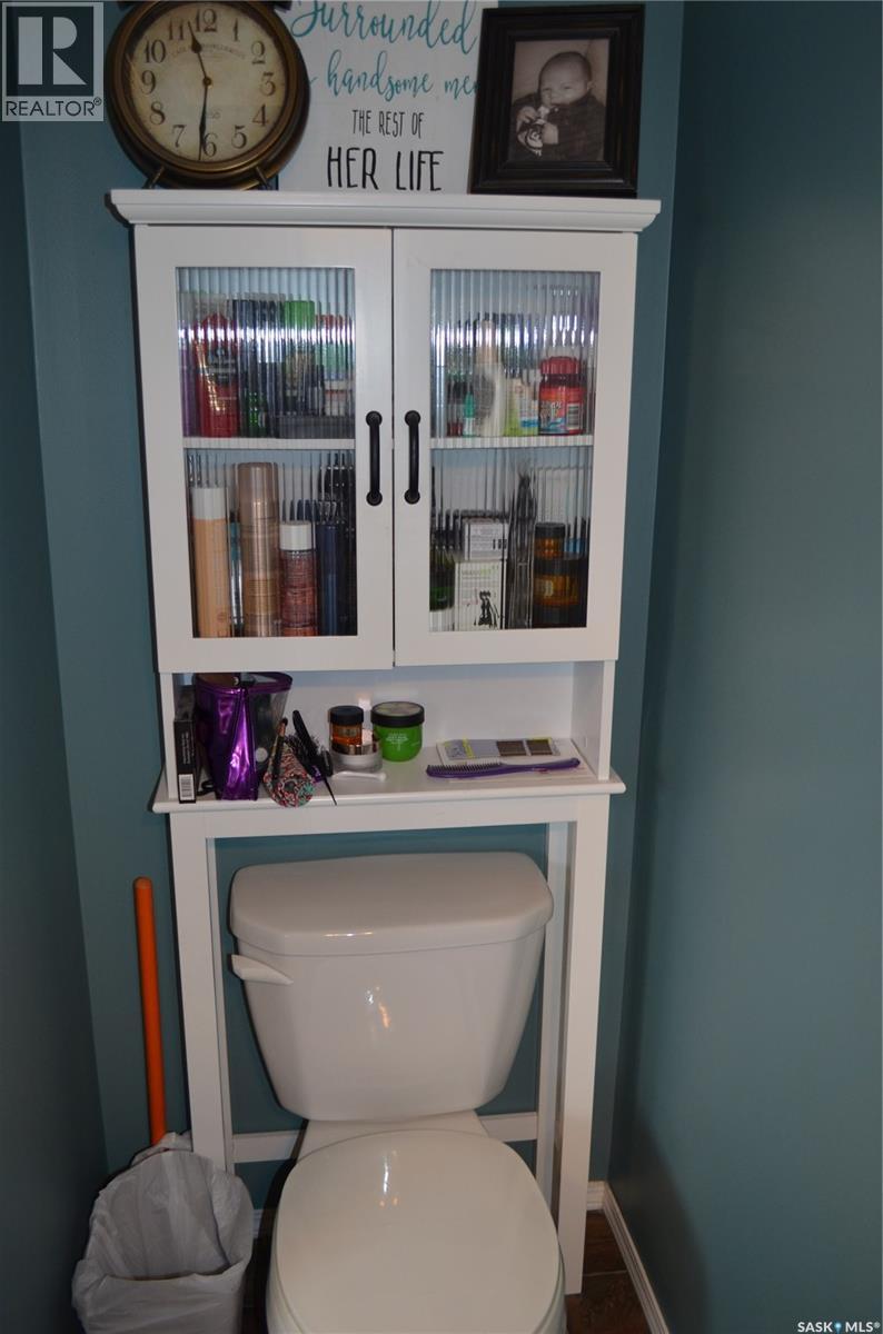 394 Standard Street, Pennant, Saskatchewan S0N 1X0 - Photo 13 - SK027579