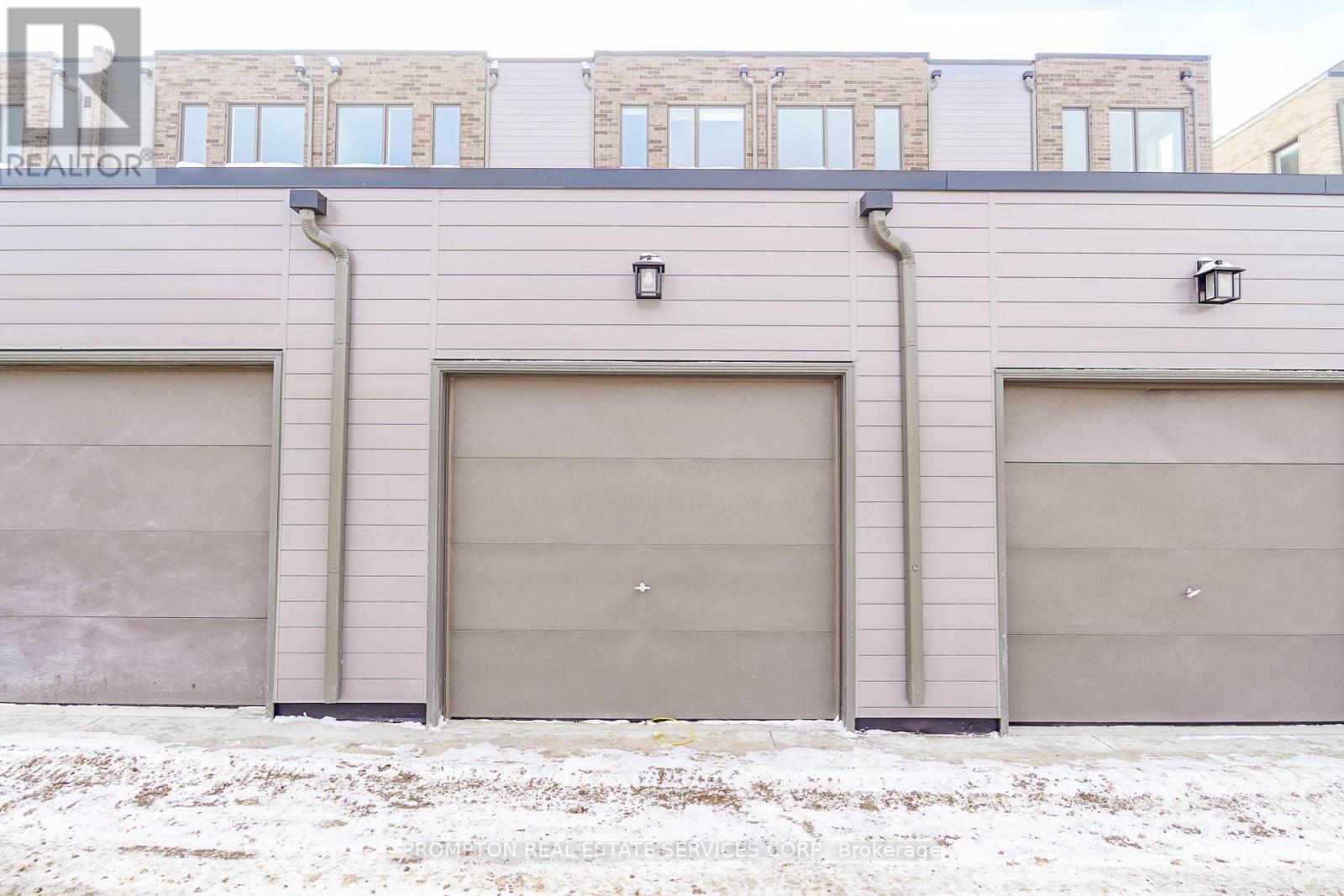 38 Green Gardens Boulevard, Toronto, Ontario  M6A 0E6 - Photo 7 - C12741106