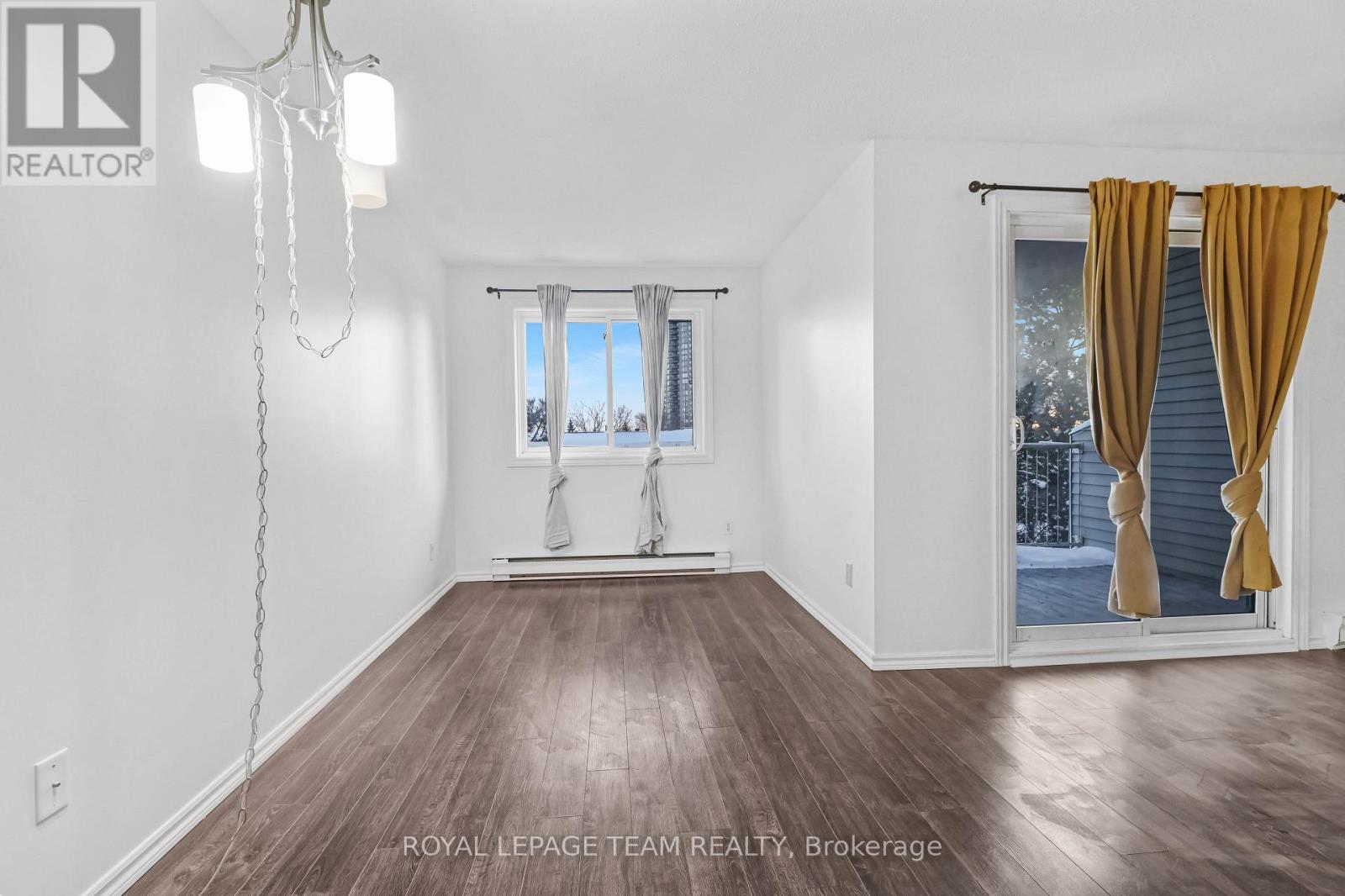 270 Brittany Drive, Ottawa, Ontario  K1K 0R8 - Photo 17 - X12744558