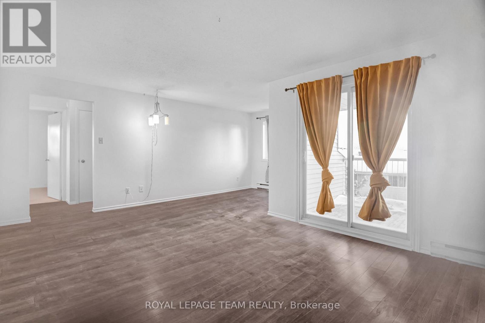 270 Brittany Drive, Ottawa, Ontario  K1K 0R8 - Photo 19 - X12744558