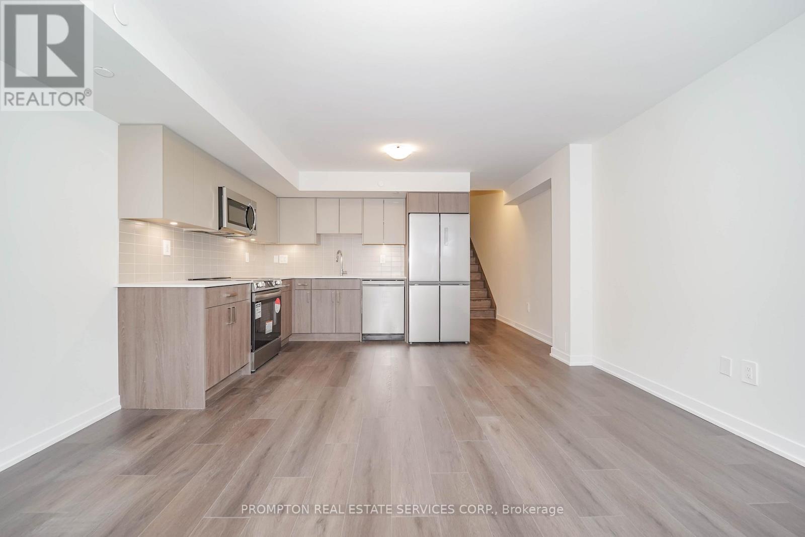 38 Green Gardens Boulevard, Toronto, Ontario  M6A 0E6 - Photo 46 - C12741106