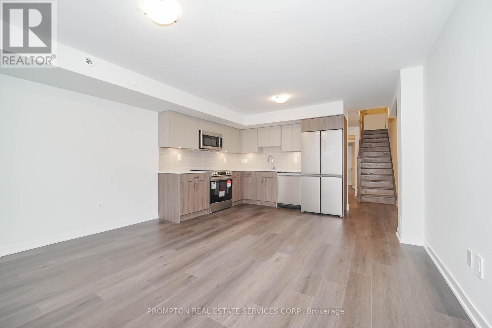 38 Green Gardens Boulevard, Toronto, Ontario  M6A 0E6 - Photo 45 - C12741106