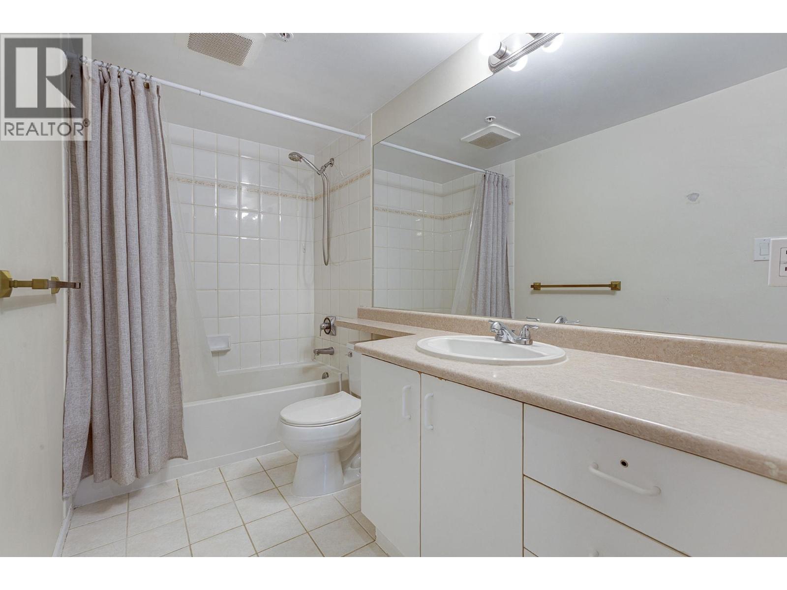 105 7995 Westminster Highway, Richmond, British Columbia  V6X 3Y5 - Photo 17 - R3085011