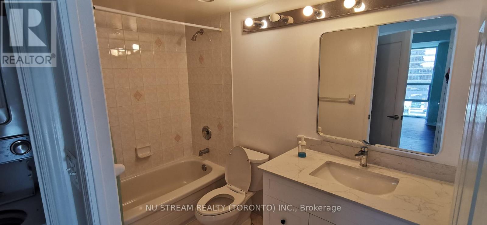 902 - 3 Pemberton Avenue, Toronto, Ontario  M2M 4M1 - Photo 11 - C12744560