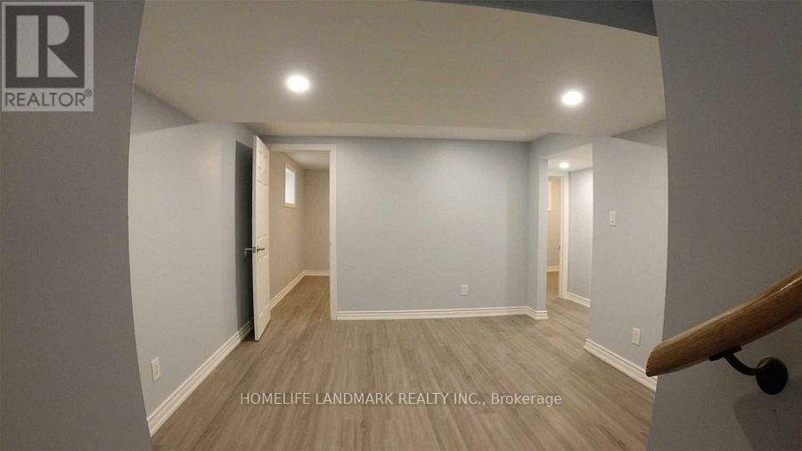 60 MENTOR BOULEVARD, Toronto, Ontario