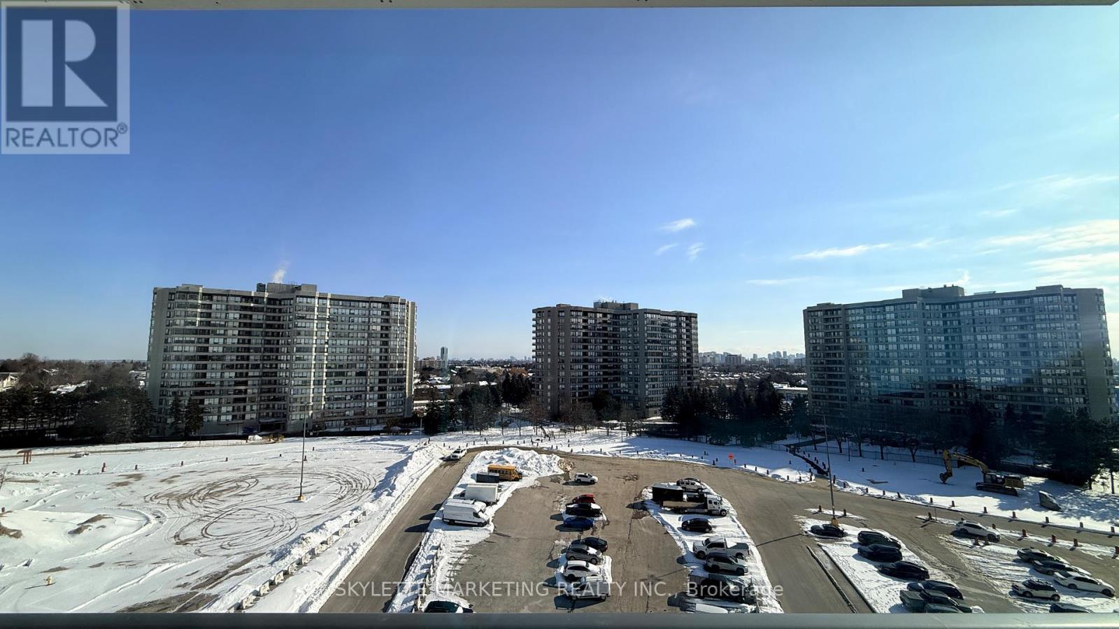 604 - 30 Upper Mall Way, Vaughan, Ontario  L4J 0L7 - Photo 10 - N12744556