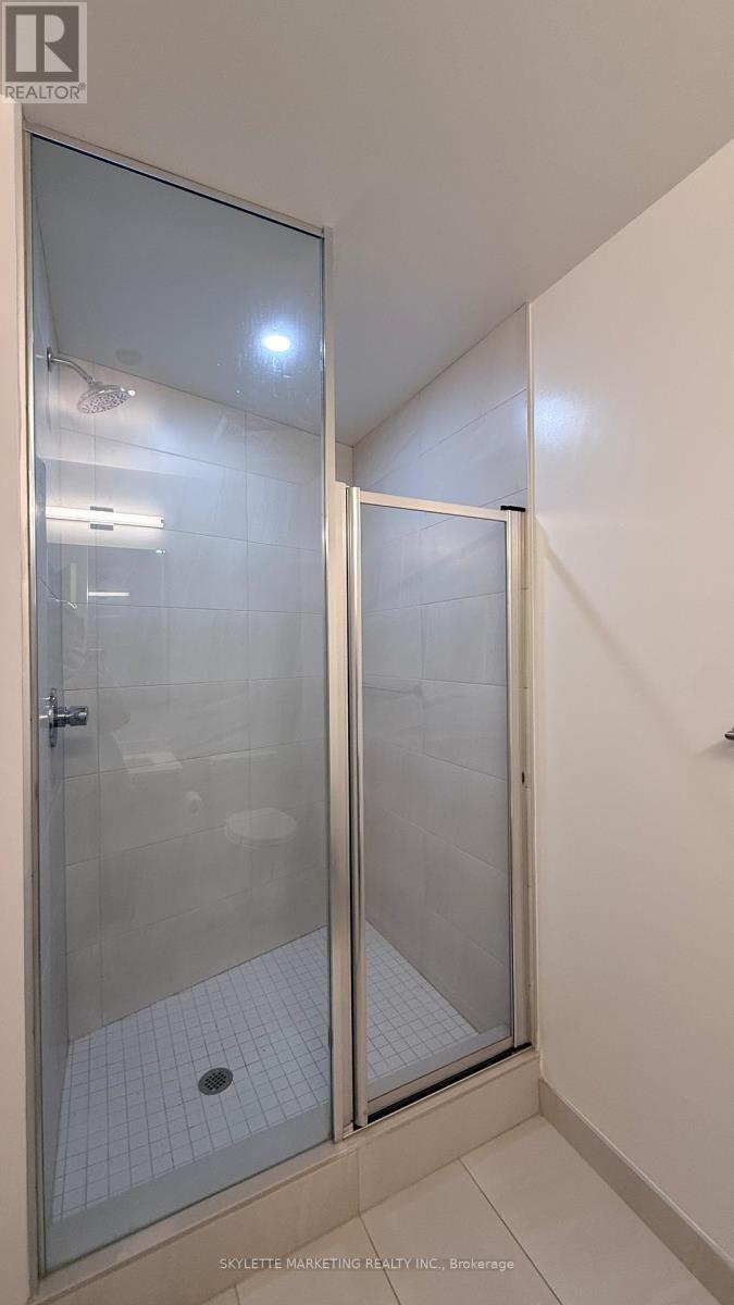 604 - 30 Upper Mall Way, Vaughan, Ontario  L4J 0L7 - Photo 13 - N12744556