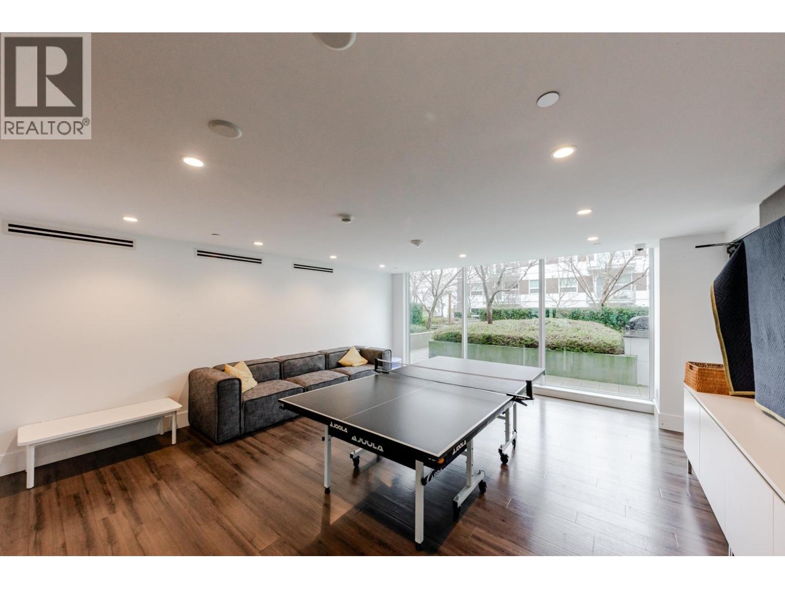 Listing Picture 26 of 32 : 1101 6900 PEARSON WAY, Richmond / 烈治文 - 魯藝地產 Yvonne Lu Group - MLS Medallion Club Member