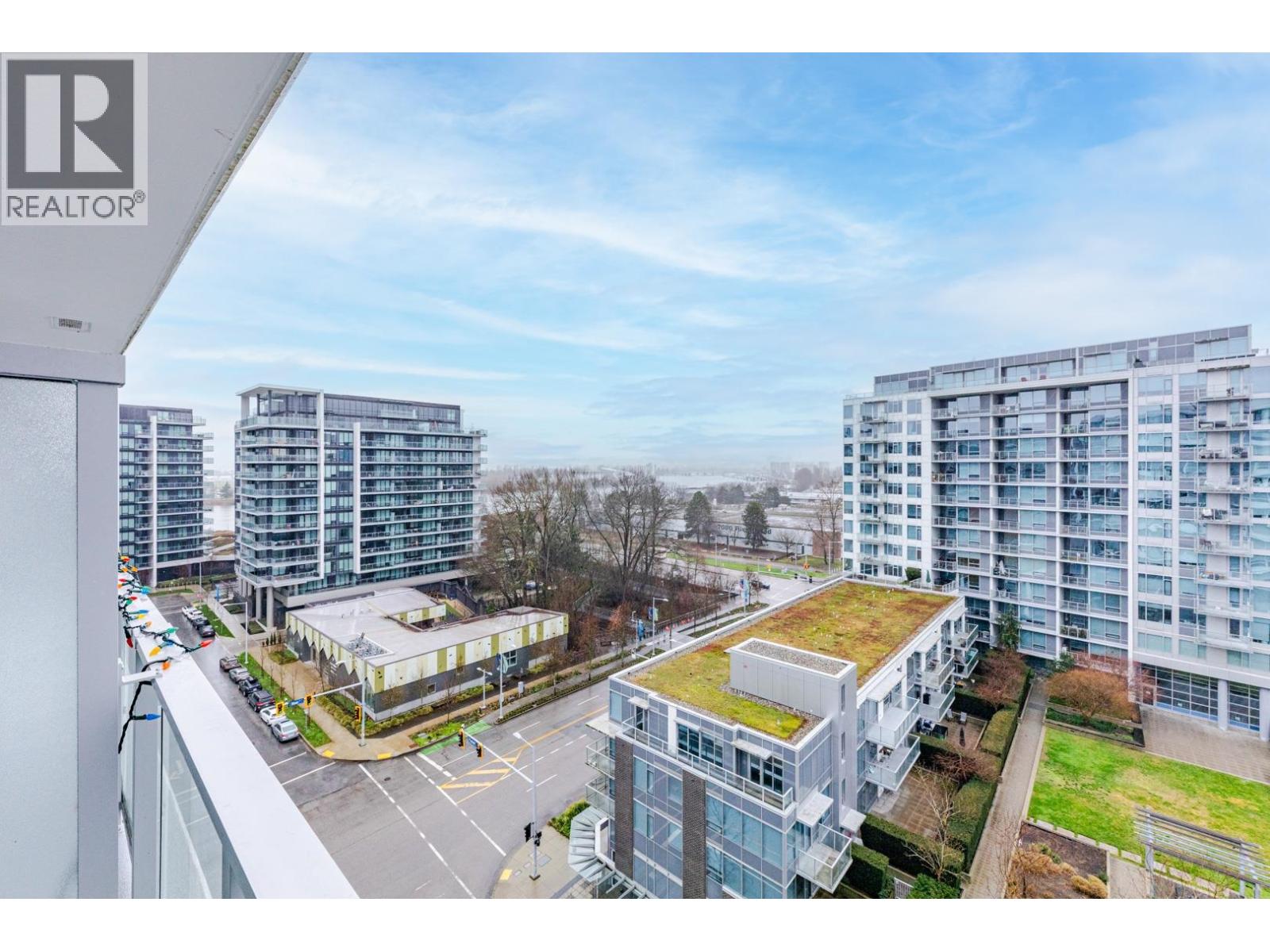 Listing Picture 22 of 32 : 1101 6900 PEARSON WAY, Richmond / 烈治文 - 魯藝地產 Yvonne Lu Group - MLS Medallion Club Member