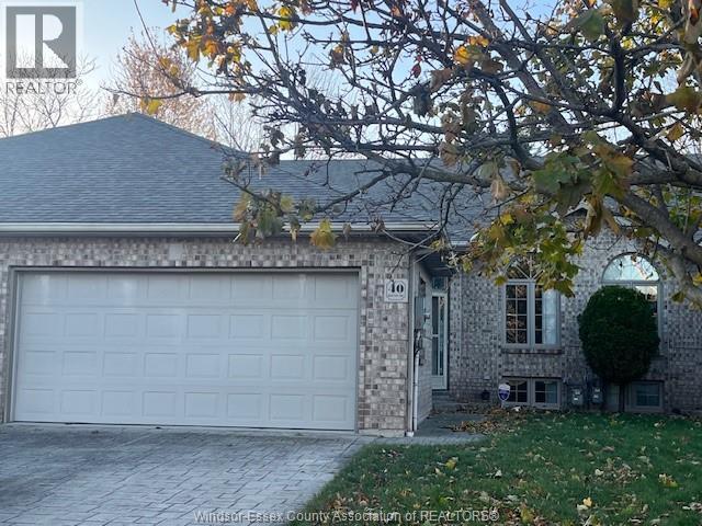 40 Santos, Kingsville, Ontario  N8Y 3Z5 - Photo 2 - 25028748