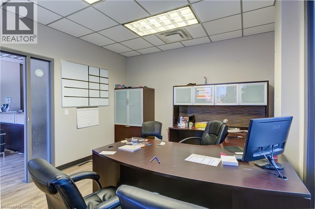 50 King George Road Unit# 3, Brantford, Ontario  N3R 5K7 - Photo 7 - 40766852