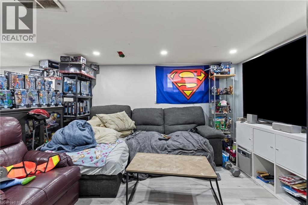 4541 Fourth Avenue, Niagara Falls, Ontario  L2E 4N5 - Photo 19 - 40766459