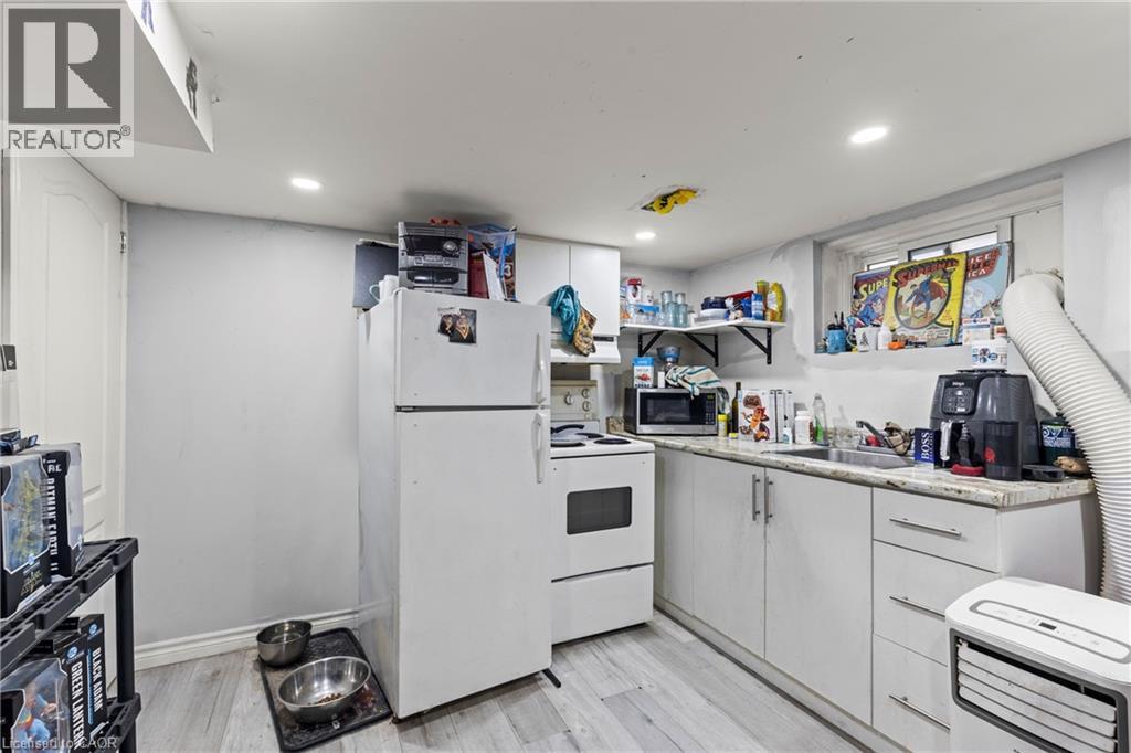 4541 Fourth Avenue, Niagara Falls, Ontario  L2E 4N5 - Photo 21 - 40766459