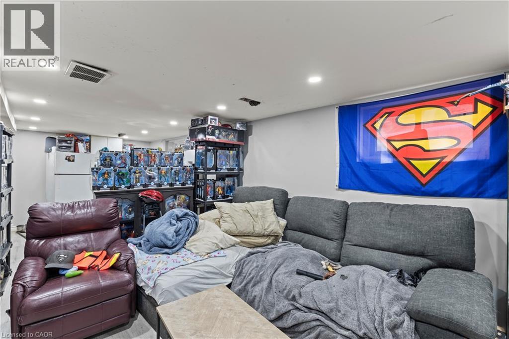 4541 Fourth Avenue, Niagara Falls, Ontario  L2E 4N5 - Photo 18 - 40766459