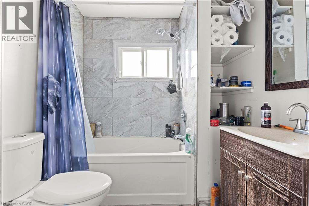 4541 Fourth Avenue, Niagara Falls, Ontario  L2E 4N5 - Photo 13 - 40766459