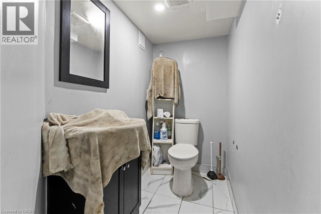 4541 Fourth Avenue, Niagara Falls, Ontario  L2E 4N5 - Photo 23 - 40766459