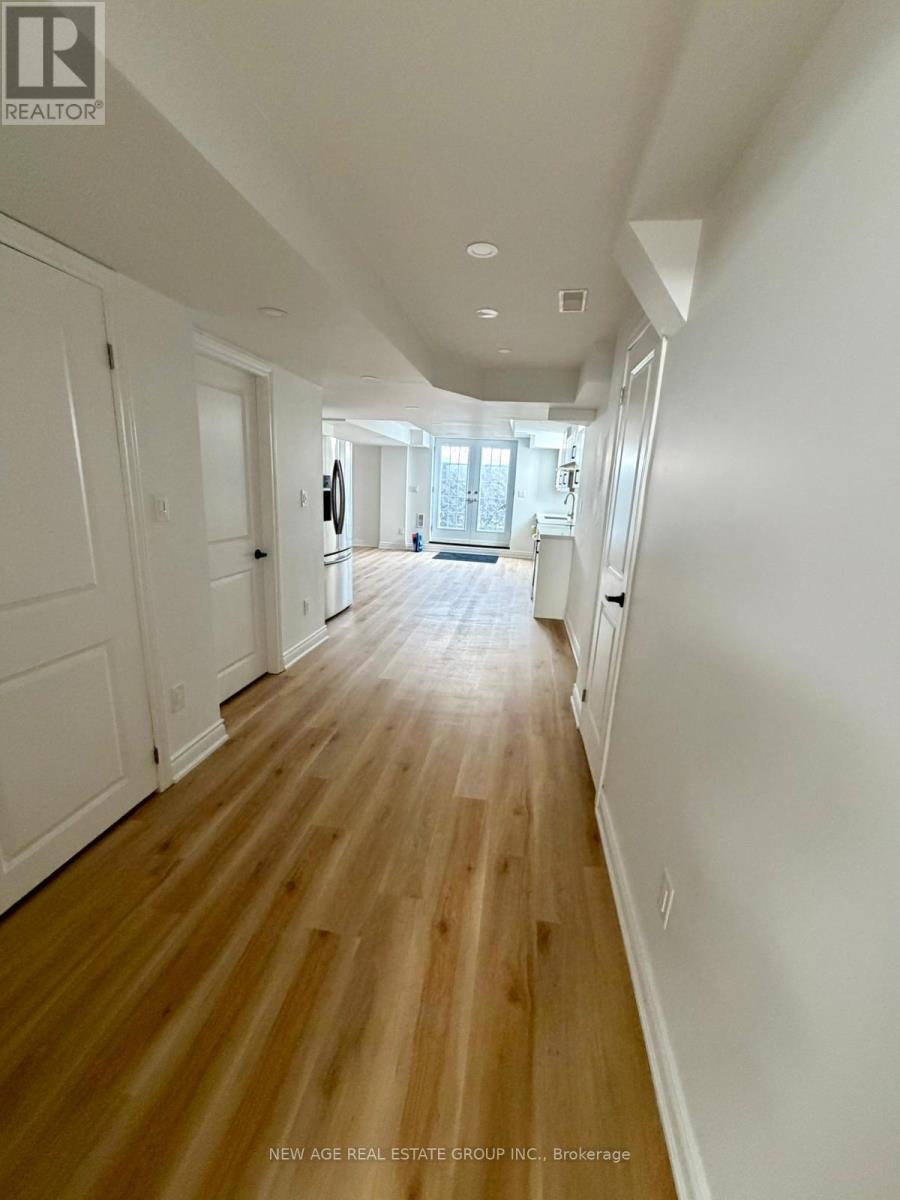 47 Mountain Heights Pl Place, Hamilton, Ontario  L8B 1X7 - Photo 21 - X12739584