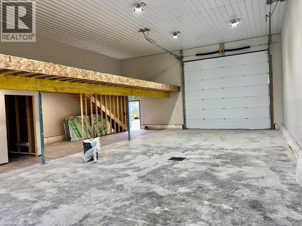 5311 47 Street, Camrose, Alberta  T4V 1L7 - Photo 4 - A2165253