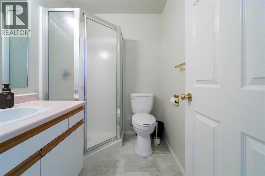 2, 5014 56 Street, Camrose, Alberta  T4V 2C9 - Photo 17 - A2253247